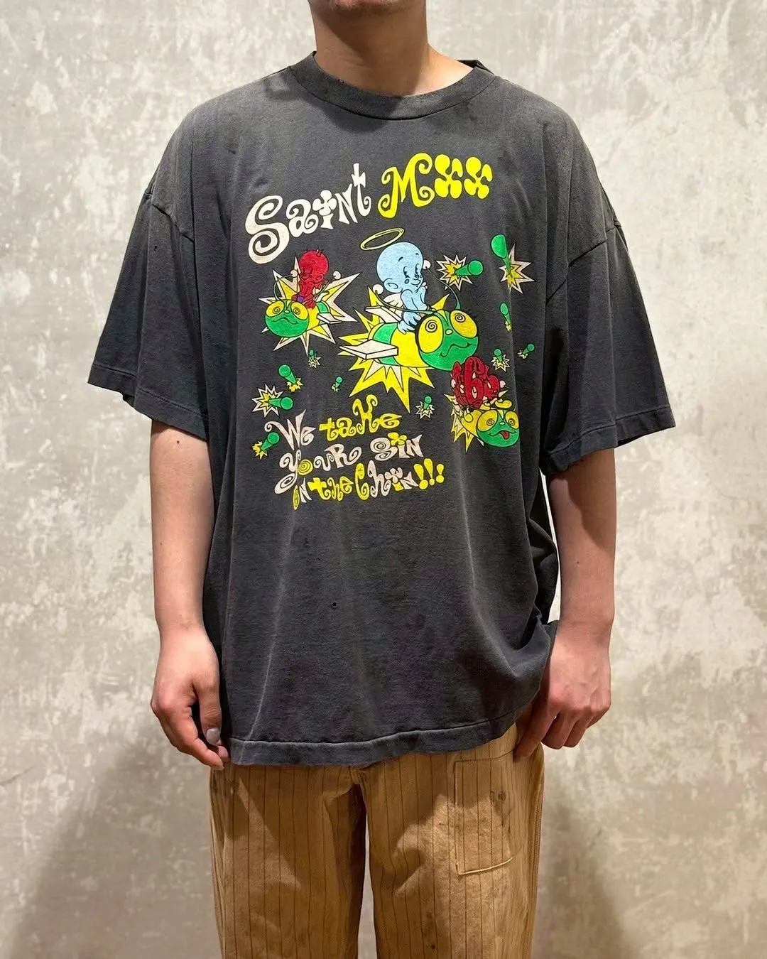 SAINT Mxxxxxx SS TEE/SAINT MX6/BLK Little devil bee distressed TEE, washed black S-XL OE yarn tube fabric, no side seams, Assute garment dyeing, heavy washing, water fading, old hole treatment, correct version, original consistent main mark/wash mark/cherub mark, original consistent printing restoration, distressed treatment, top purchasing agent level